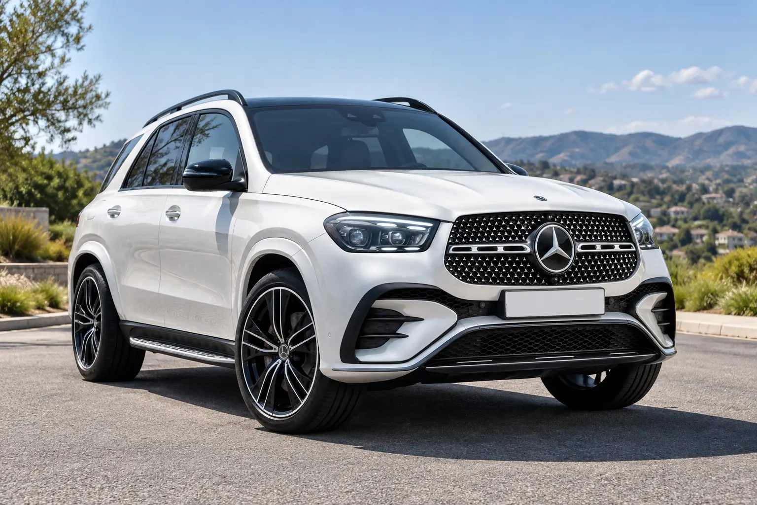 メルセデス・ベンツ GLE（V167型・後期）を斜め前から見た実車イラスト。大きな横長グリル、角のあるLEDヘッドライト、厚みのあるボディ、21インチのAMGホイール